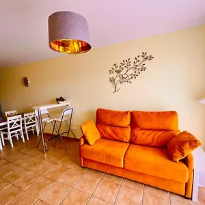 In 2 Apartment